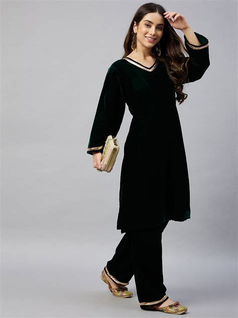 Dark Green Solid Velvet Kurta Set - InWeave