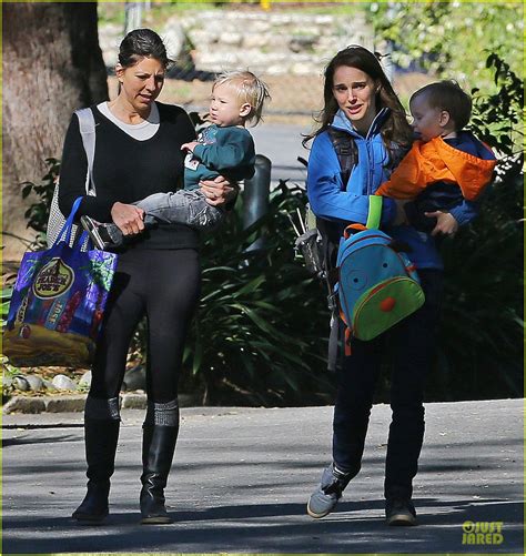 Natalie Portman & Aleph: Pasadena Play Date!: Photo 2789412 | Aleph ...
