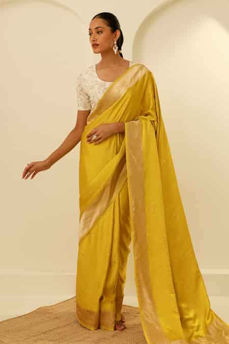 Buy Green Silk Woven Butti Pattern Saree With Running Blouse Piece For ...