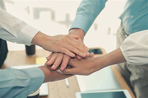 Teamwork Hands 的图像结果