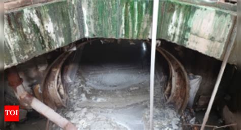 Kolkata: Micro-tunnelling dilemma for Metro as Bowbazar's porous soil ...