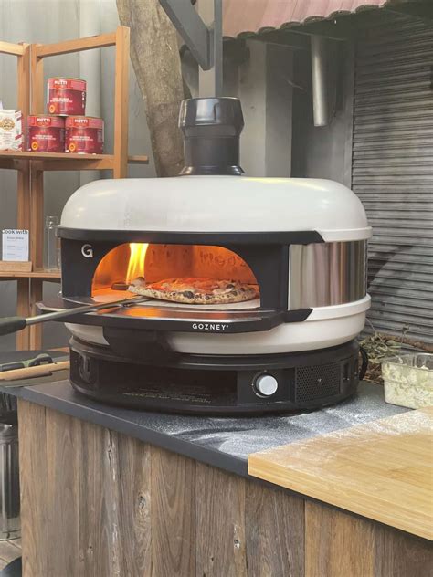 Perfect Pizza at your Place - Gozney Pizza Ovens