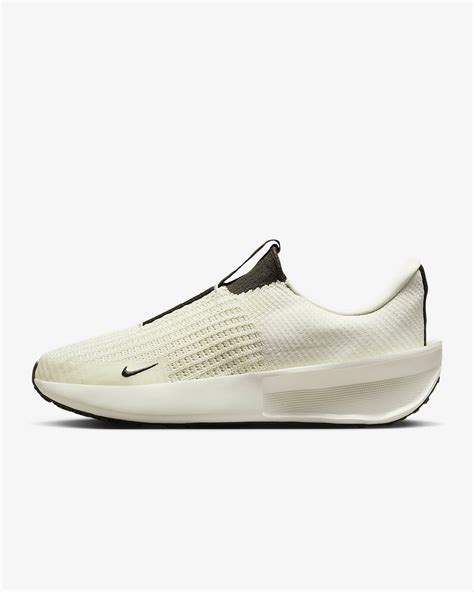 Nike Interact Run EasyOn SE Women's Road Running Shoes. Nike IN