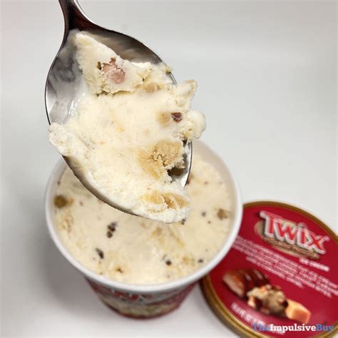 REVIEW: Twix Cookie Dough Ice Cream