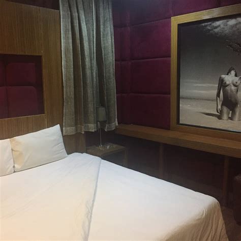 STRAND INN HOTEL (Bangkok) - Lodge Reviews & Photos - Tripadvisor