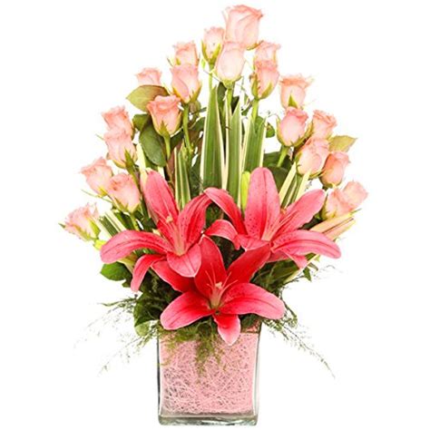 FloraZone Exquisite Fresh Flowers Pink Roses and Lillies in a Glass ...