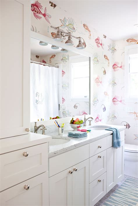 25 Coastal Bathroom Ideas for a Breezy Refresh