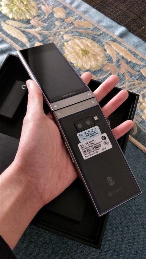 三星折叠屏新机Galaxy Z Flip 5G曝光：随Note 20一同发布-三星,Galaxy Z Flip,折叠屏 ——快科技(驱动之家 ...