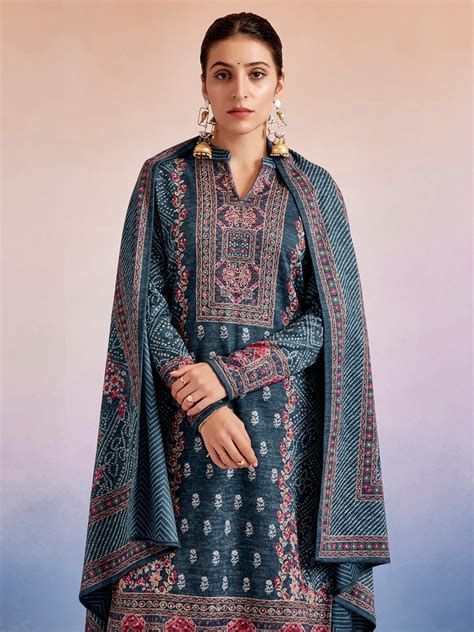 Shop Sea Green Woolen Floral Printed Kurta Set With Dupatta - Jaipur Kurti