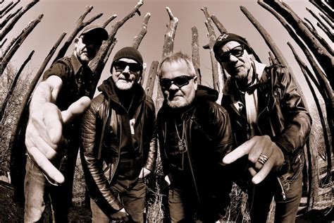 Alien Force Theme Song 的图像结果