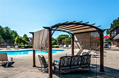 Fox Hill Glens | Apartments in Grand Blanc, MI