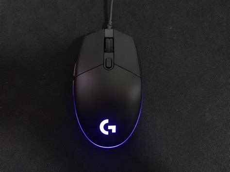 罗技 G102 LIGHTSYNC RGB 6 键游戏鼠标