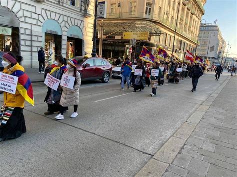 Anti-China protests held in Vienna on Tibetan 63rd Uprising Day