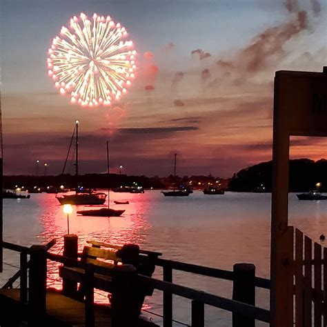 Fourth of July Fireworks in Onset 7-7-19 | Cape cod massachusetts ...