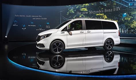 It’s EQV Time: Mercedes-Benz Unveils Its "First Fully-Electric Premium MPV" - autoevolution