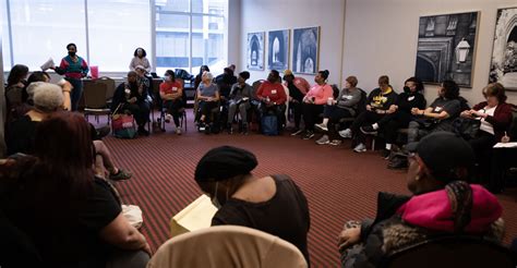 Last South Side Weight Watchers meeting shutters | Evening Digest ...