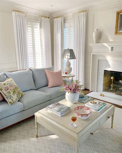 Coffee Table Book Decor at Kathaleen Velasquez blog
