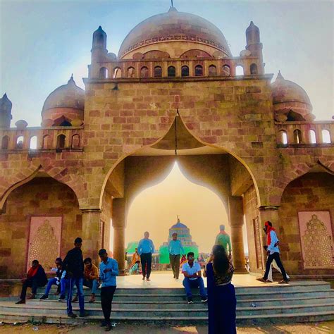 Sheikh Farid Baba Dargah, Wardha - Tripadvisor