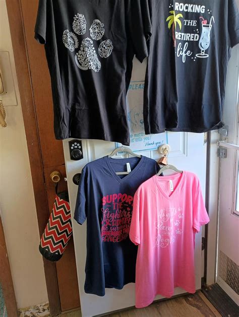 About Us – Brooke & Belle