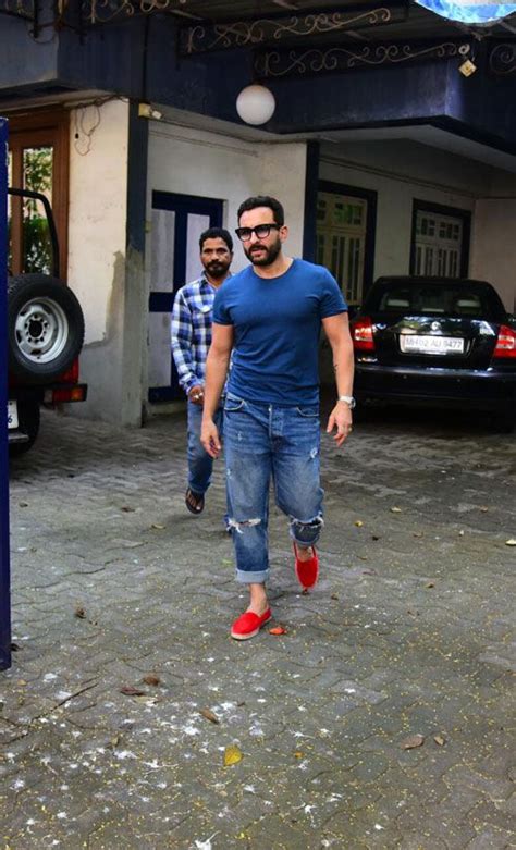 Saif Ali Khans Espadrilles Look Brighter Than Kareenas Entire Wardrobe