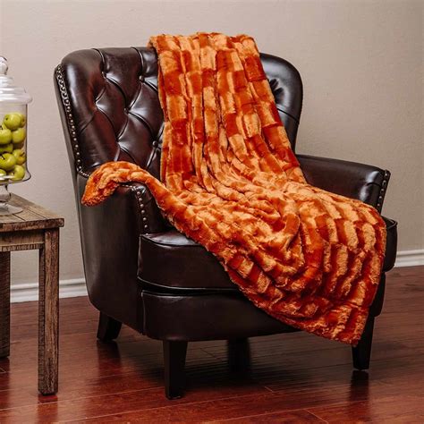 Fall Throw Blankets: Where to Find the Best - Budget to Splurge