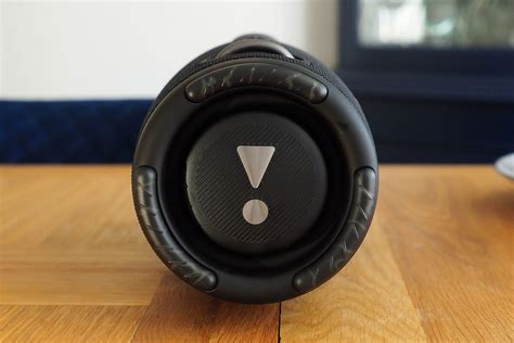 JBL Xtreme 3 review: Boshing out the bass