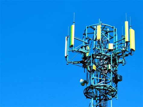 Balancing Connectivity: The Advantages and Disadvantages of Cell Towers ...
