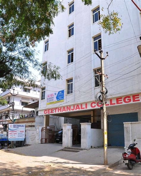 Geethanjali Junior and Degree College - Bajrai Online Solutions