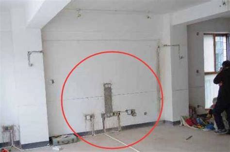 装修时电线必须埋墙吗？当然不是！广州人的做法才叫聪明！