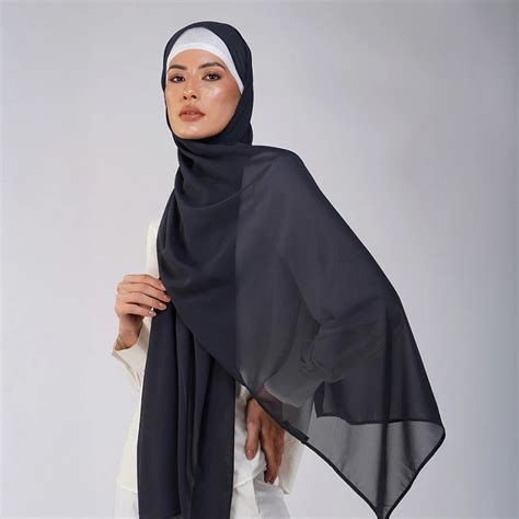 A Complete Guide to Hijab Styles, Types, Fabrics & Culture