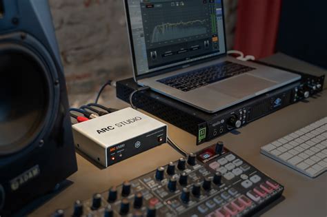 IK Multimedia Arc 的图像结果