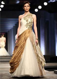 Wedding Gown India by Wedding Gown Dress Indian Fashion Week Wow The Wedding Gown India