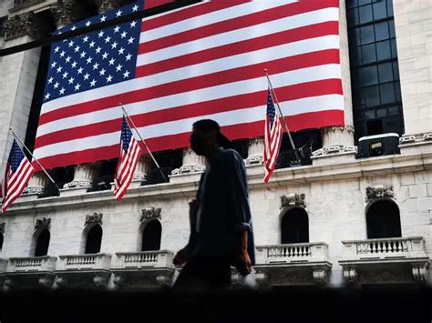 H-1B visas: Trump imposes new curbs on H-1B visas ahead of US ...