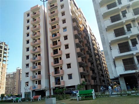 Bakey Bihari Sharnam in Noida, Noida- Reviews, Photos, Amenities, Price ...