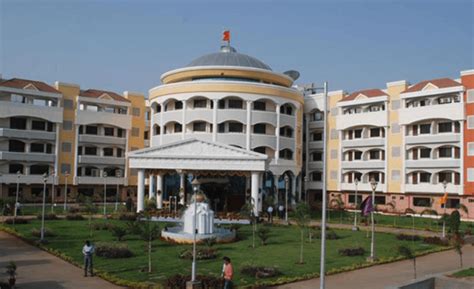 Shri Saibaba Sansthan Trust, shirdi, India - Top Attractions, Things to ...