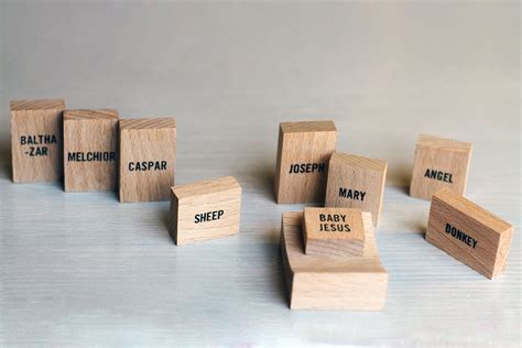 Minimalist Nativity Set by Emilie Voirin for sale at Pamono