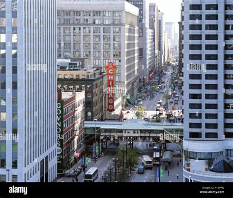 Chicago state street hi-res stock photography and images - Alamy