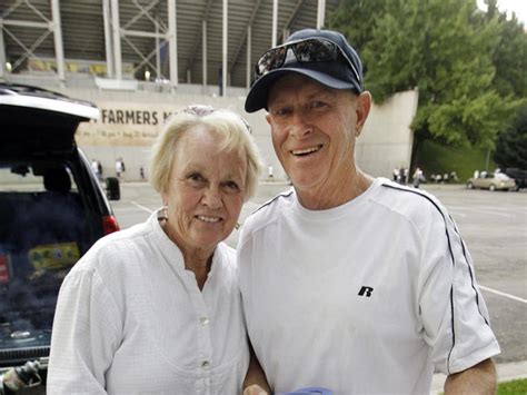 BYU tailgating like 'a ward dinner on steroids' – Deseret News