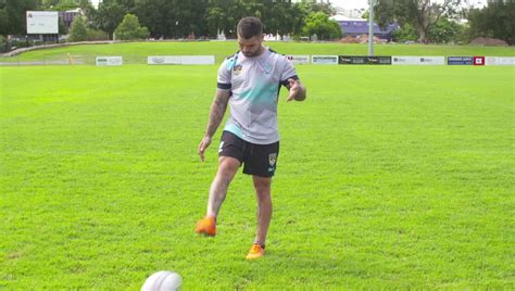 Rugby Kick 的图像结果