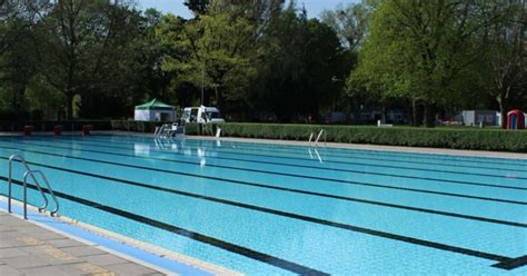 Frühaufsteher und Sportschwimmer: auf ins Turmbergbad Durlach | Baden TV