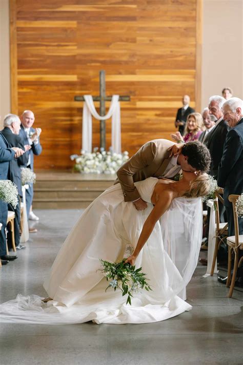 Dallas Cowboys Cheerleader Zoë Dale Marries NFL Kicker Cade York