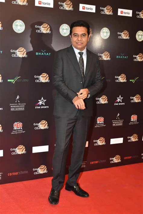 Sania Mirza Farewell Party : సానియా మీర్జా ఫేర్‌వెల్‌ పార్టీలో మెరిసిన ...