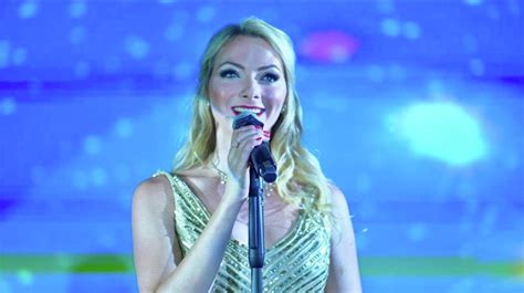 Midland native Sarah Bomber brings global cabaret to Creative 360