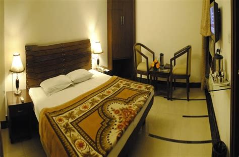 Hotel Doon Castle UNA Smart | Hotel in Dehradun | Timbu.in
