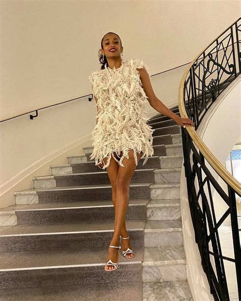 Throwback: Indian Celebrity Looks That Made Headlines At Cannes | Femina.in