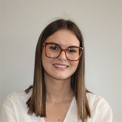 Amara - Microsoft Excel teacher - ₹3196/h