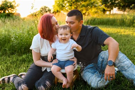 Russiaville, Indiana Family Photography at Sunset — Sweet Pickins Studio Photography & Design
