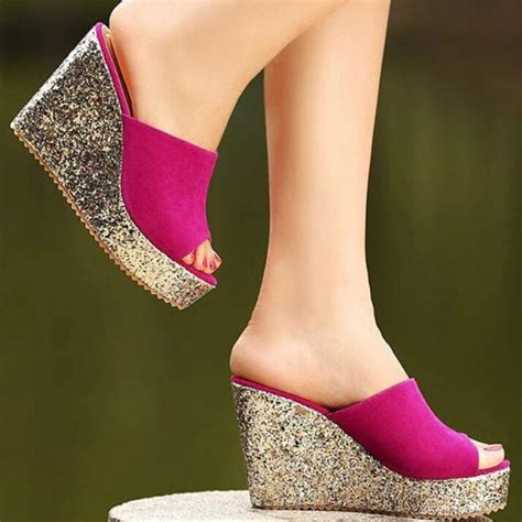 Glitter Glam Chic Wedges – GloGlamp