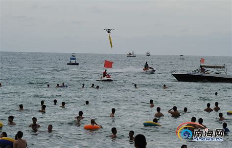 高清：救援无人机亮相三亚海滩 护航端午“洗龙水”-三亚新闻网-南海网