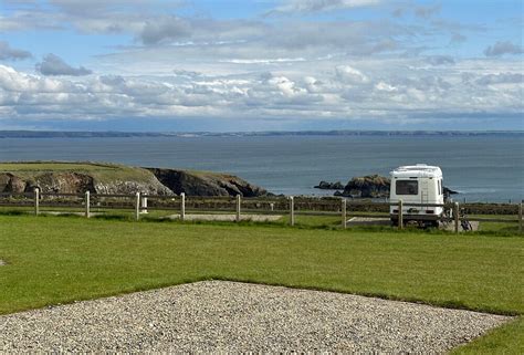 CAERFAI BAY CARAVAN AND TENT PARK (St Davids, Wales) - Campground ...